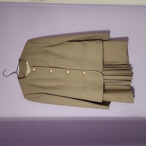 Vintage Suitsme Women's Tan Jacket and Skirt Suit, Size 6